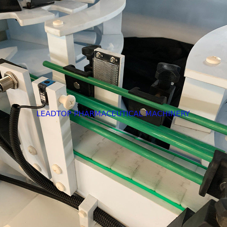 CE/GMP/SGS/BV 인증을 받은 용량 50-5000ml의 16 노즐 회전 액체 병 채울기